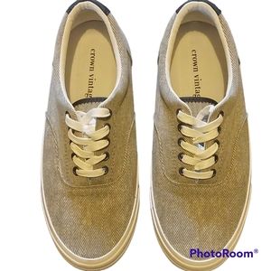 Crown vintage 9M Canvas Sneakers CR-GREYEN. NWOT!